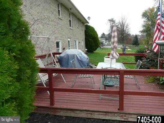 97 Ridgeview Road Seven Valleys, PA 17360 - Photo 20 of 27