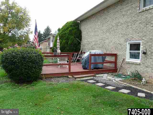 97 Ridgeview Road Seven Valleys, PA 17360 - Photo 22 of 27