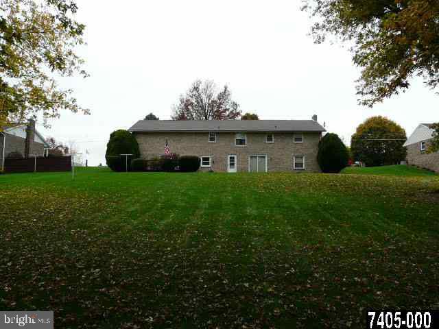 97 Ridgeview Road Seven Valleys, PA 17360 - Photo 24 of 27