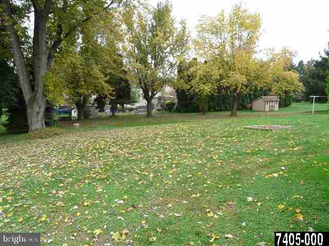 97 Ridgeview Road Seven Valleys, PA 17360 - Photo 26 of 27