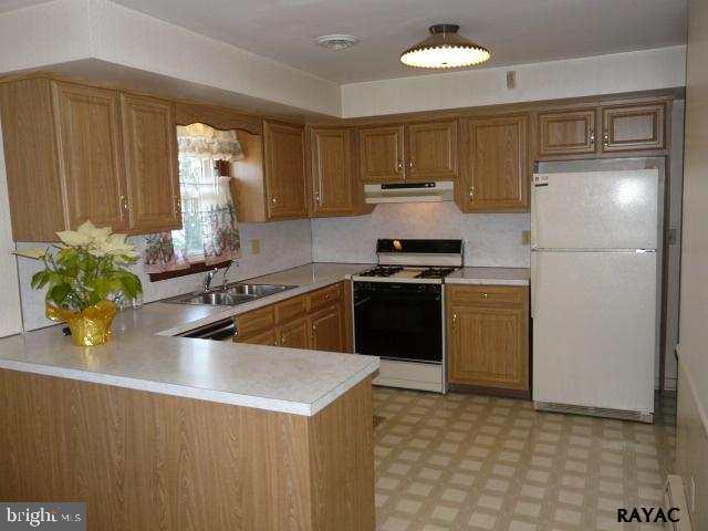 97 Ridgeview Road Seven Valleys, PA 17360 - Photo 4 of 27