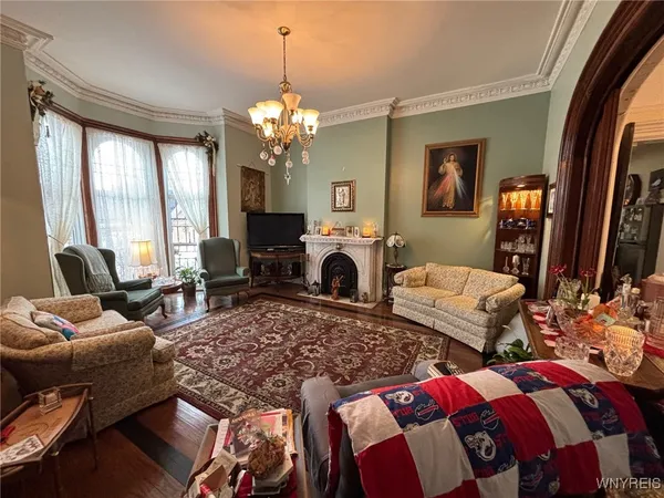 $925,000 | 760 Ellicott Street, Buffalo, NY 14203
