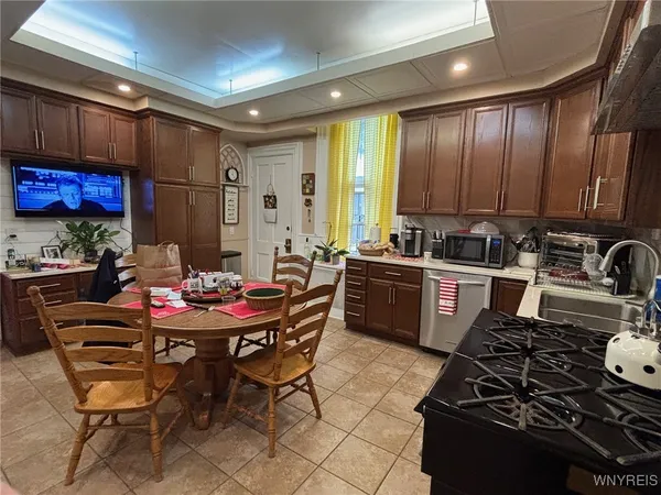 $925,000 | 760 Ellicott Street, Buffalo, NY 14203