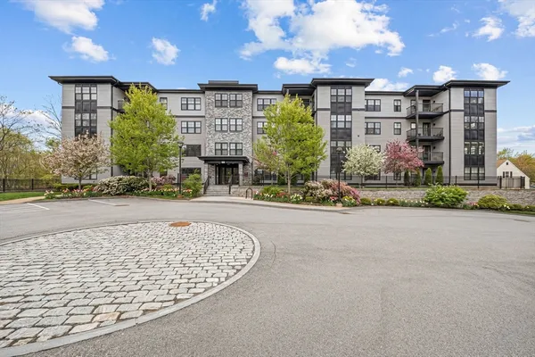 $799,000 | 269 Main Street, Unit U4001, Reading, MA 01867