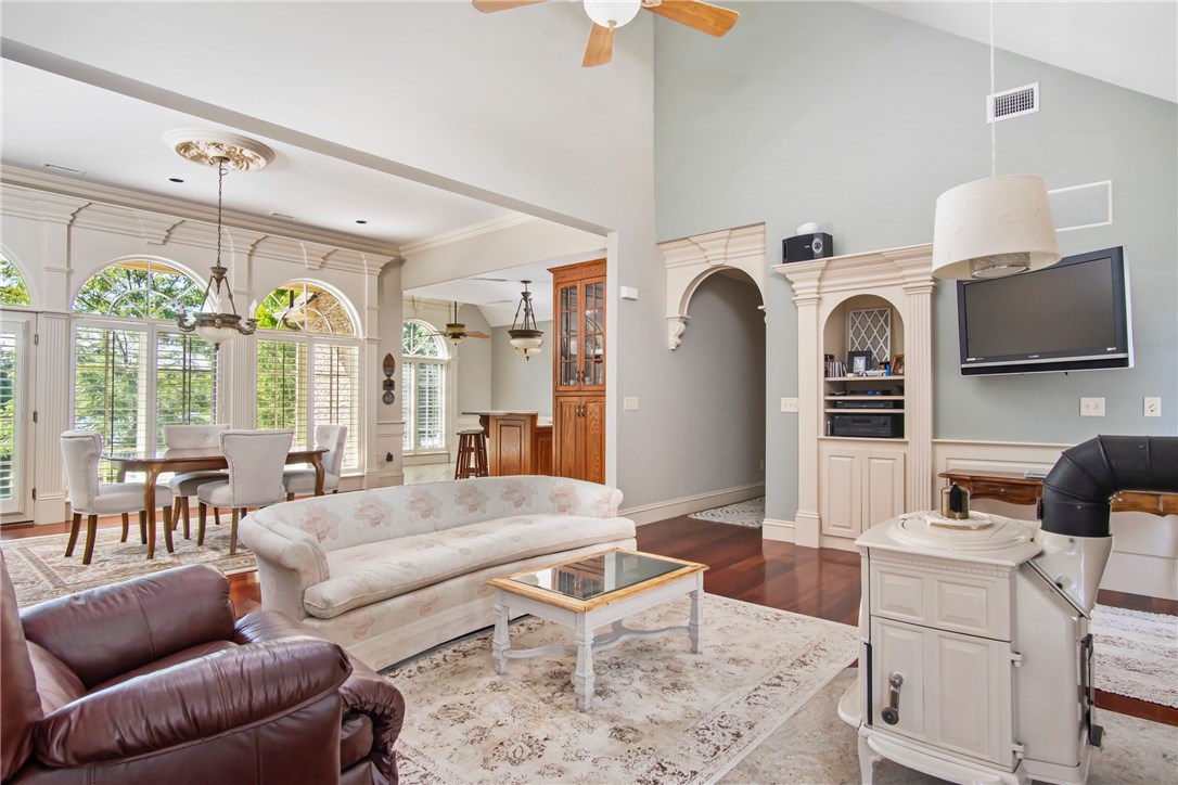 395 South Shore Road Burrillville, RI 02859 - Photo 3 of 30 Gallery Image 3