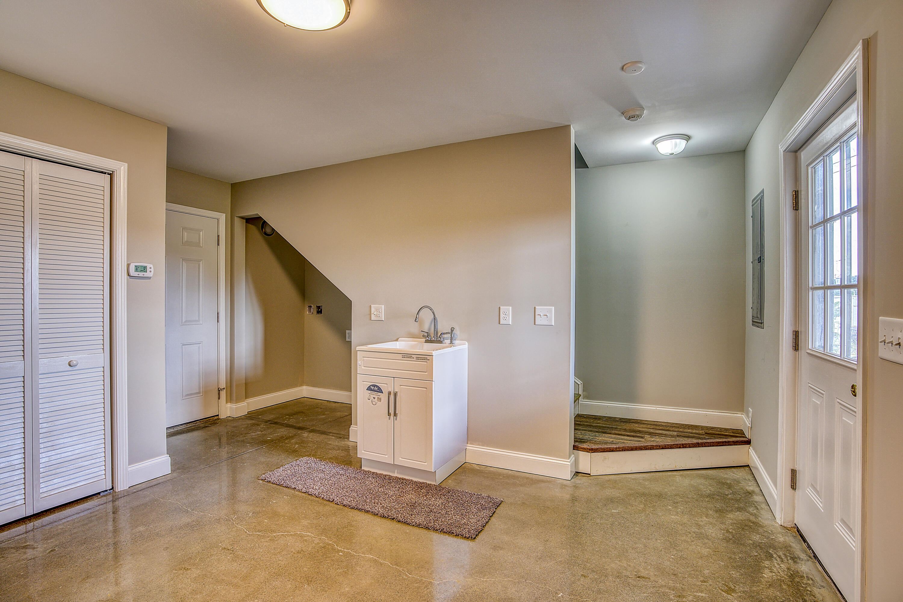 2802 West Walnut Street, Unit 8 Johnson City, TN 37604 - Photo 2 of 25 Walnut2-2
