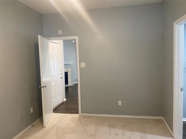 $1,295 | 4103 Esters Road, Unit 205, Irving, TX 75038