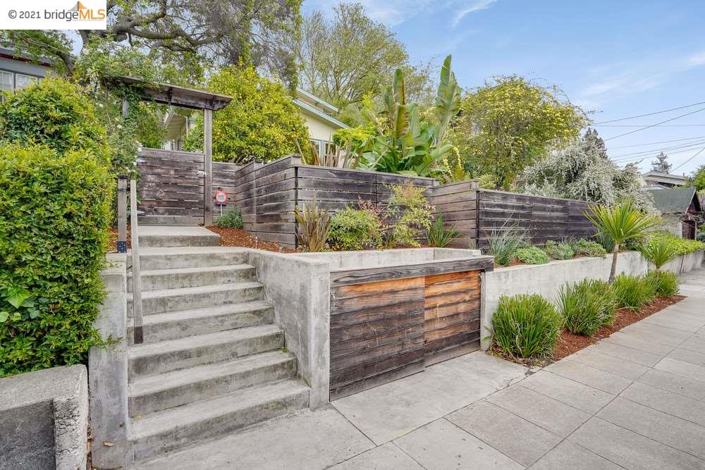 a view of stairs and yard
