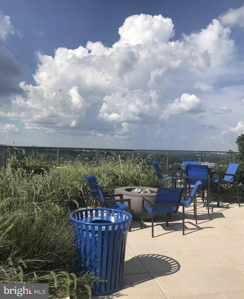 851 North Glebe Road, Unit 810 Arlington, VA 22203 - Photo 13 of 19 View