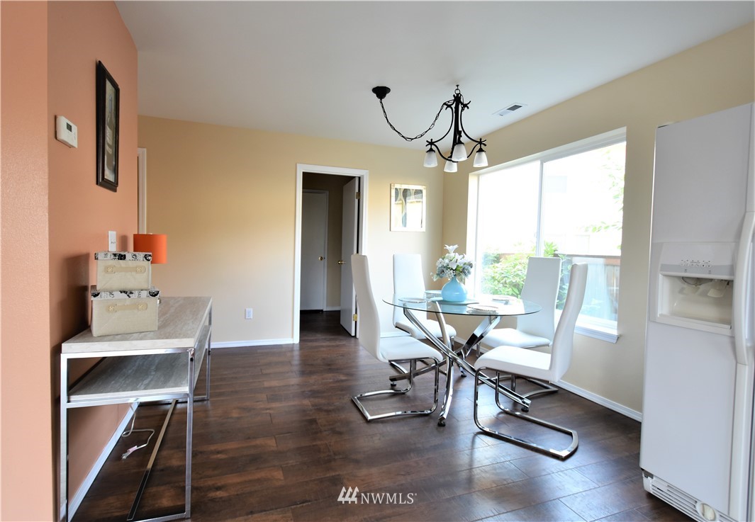 3732 151st Place Southeast Bothell, WA 98012 - Photo 3 of 10 Gallery Image 3
