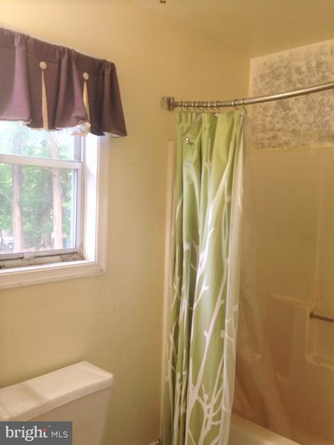 228 MacGregor Ridge Road Stafford, VA 22554 - Photo 13 of 26 Bath (Master)