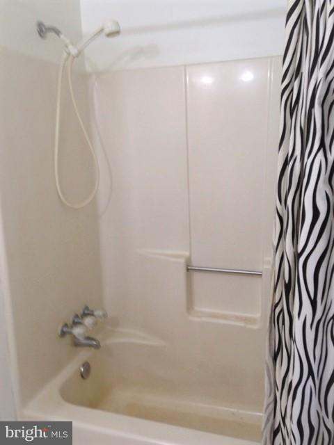 228 MacGregor Ridge Road Stafford, VA 22554 - Photo 17 of 26 Bath