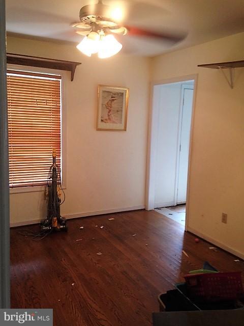 228 MacGregor Ridge Road Stafford, VA 22554 - Photo 4 of 26 Dining Room