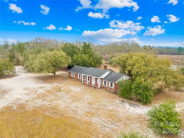 $600,000 | 1658 Kershaw Highway, Camden, SC 29020