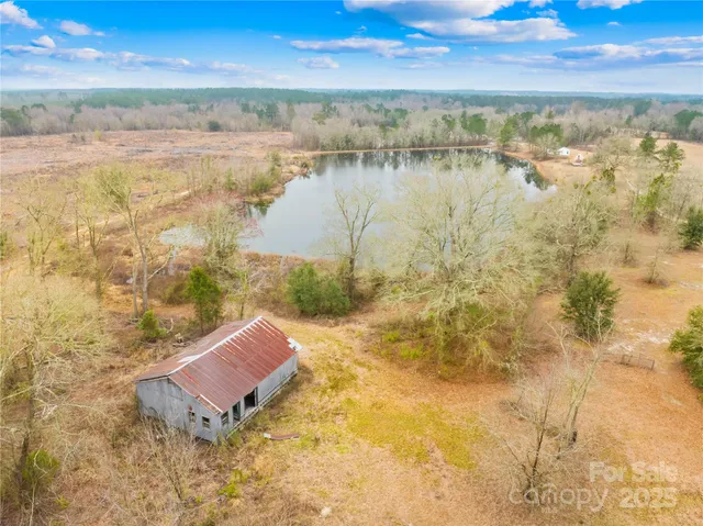$600,000 | 1658 Kershaw Highway, Camden, SC 29020