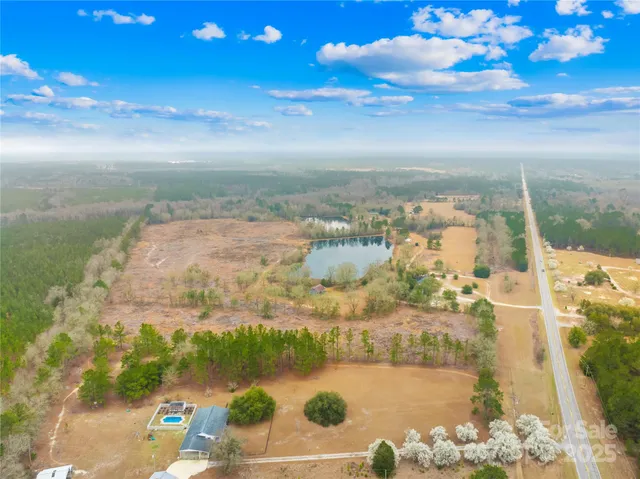 $600,000 | 1658 Kershaw Highway, Camden, SC 29020