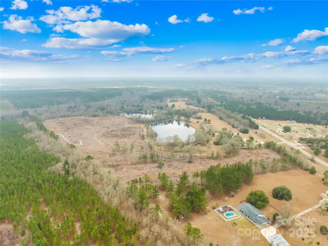 $600,000 | 1658 Kershaw Highway, Camden, SC 29020