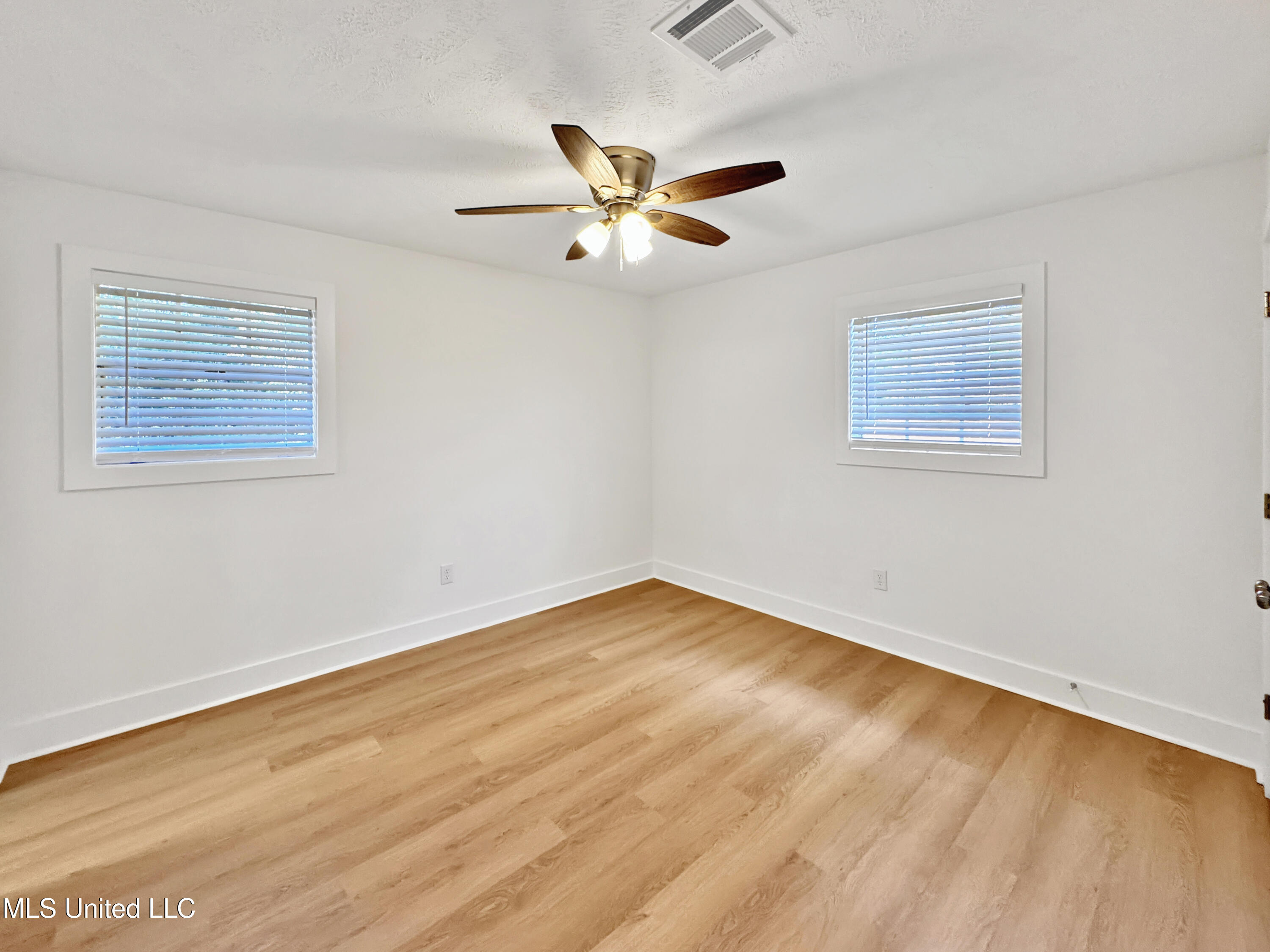 116 Duffey Drive Florence, MS 39073 - Photo 23 of 33 IMG_7366