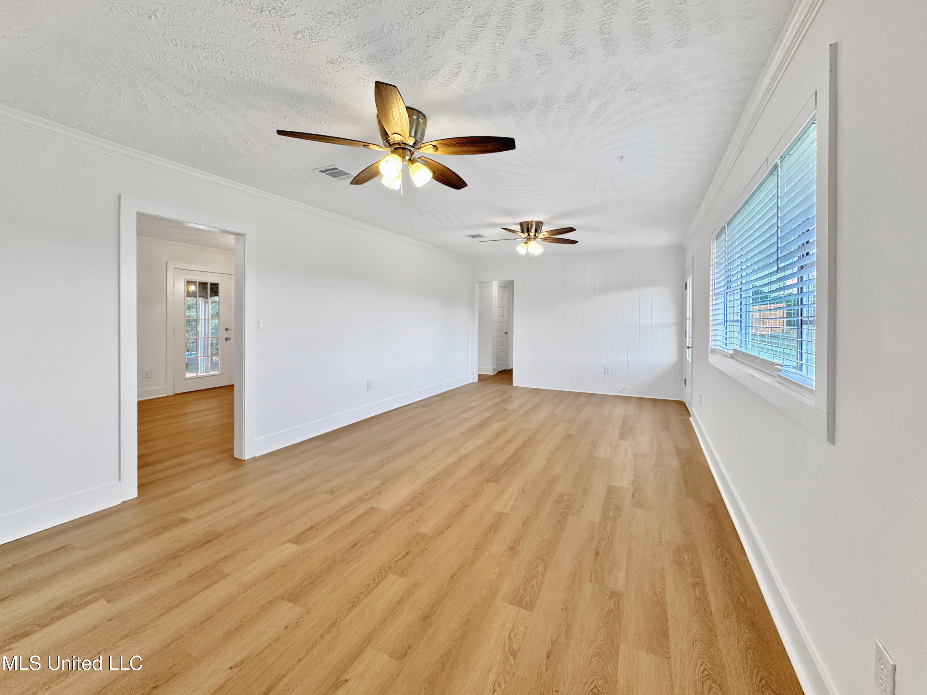 116 Duffey Drive Florence, MS 39073 - Photo 3 of 33 IMG_7346