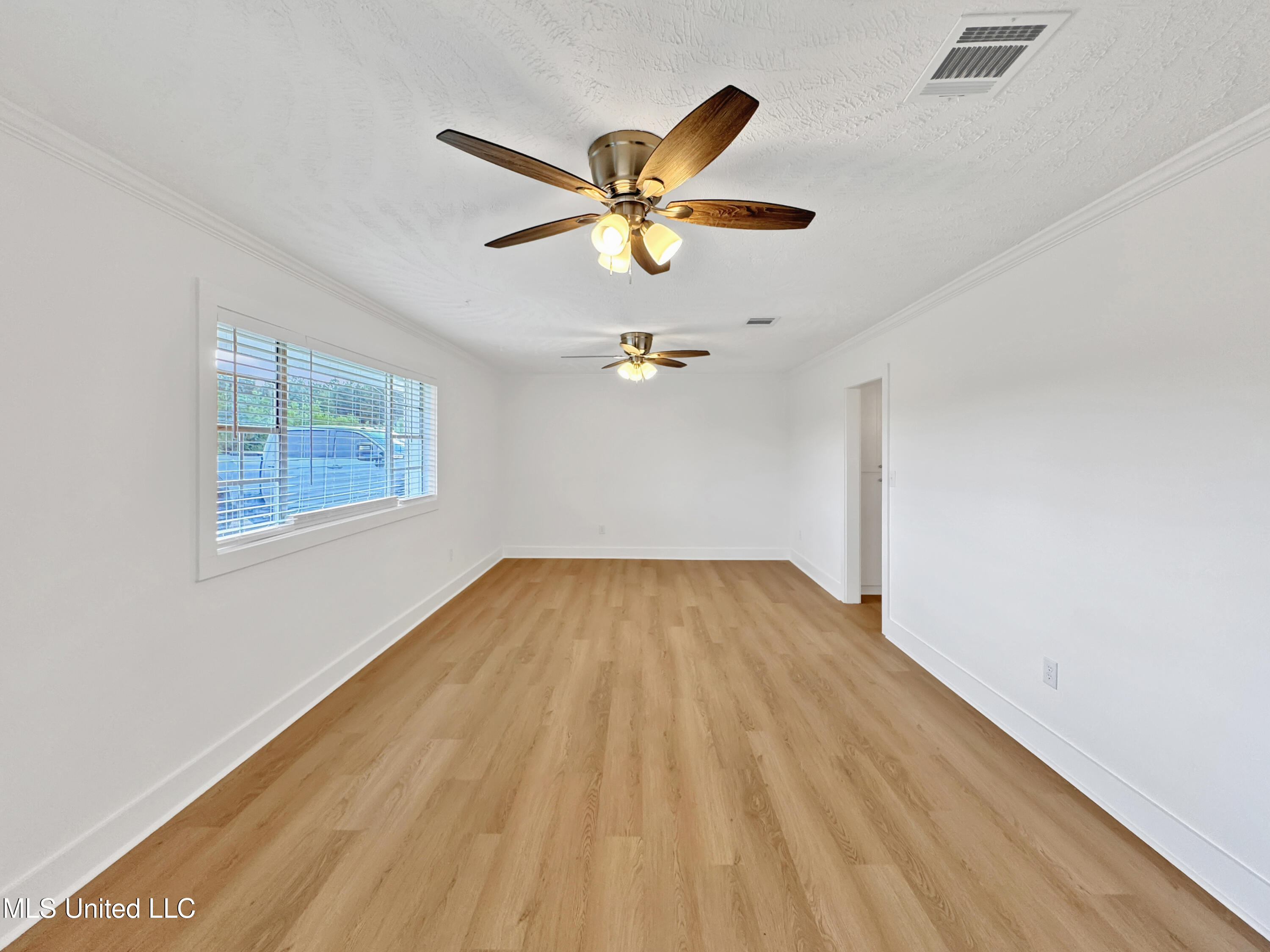 116 Duffey Drive Florence, MS 39073 - Photo 6 of 33 IMG_7349