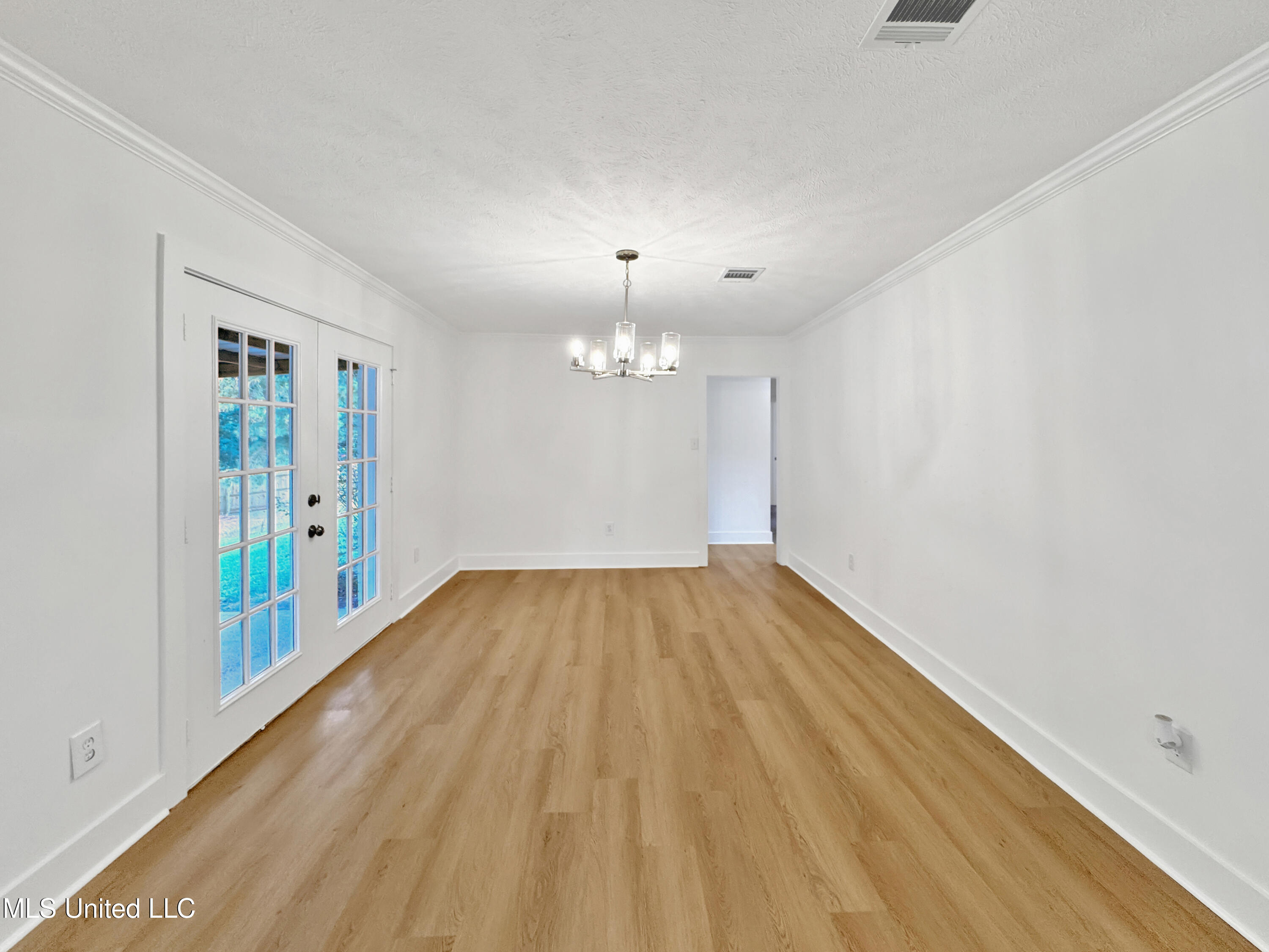 116 Duffey Drive Florence, MS 39073 - Photo 10 of 33 IMG_7353