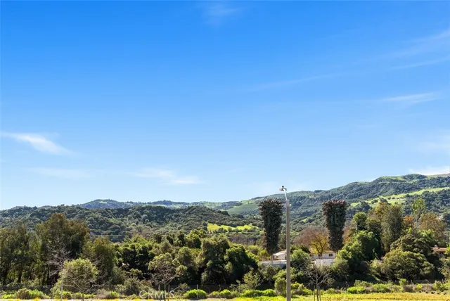 $670,000 | 1100 Lasso Way, Unit 204, Rancho Mission Viejo, CA 92694