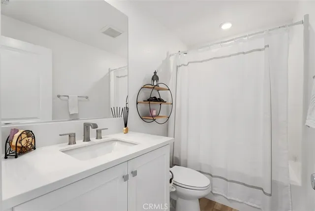 $670,000 | 1100 Lasso Way, Unit 204, Rancho Mission Viejo, CA 92694