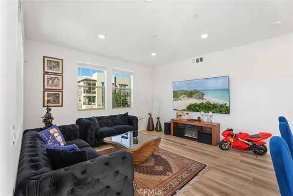 $660,000 | 1100 Lasso Way, Unit 204, Rancho Mission Viejo, CA 92694