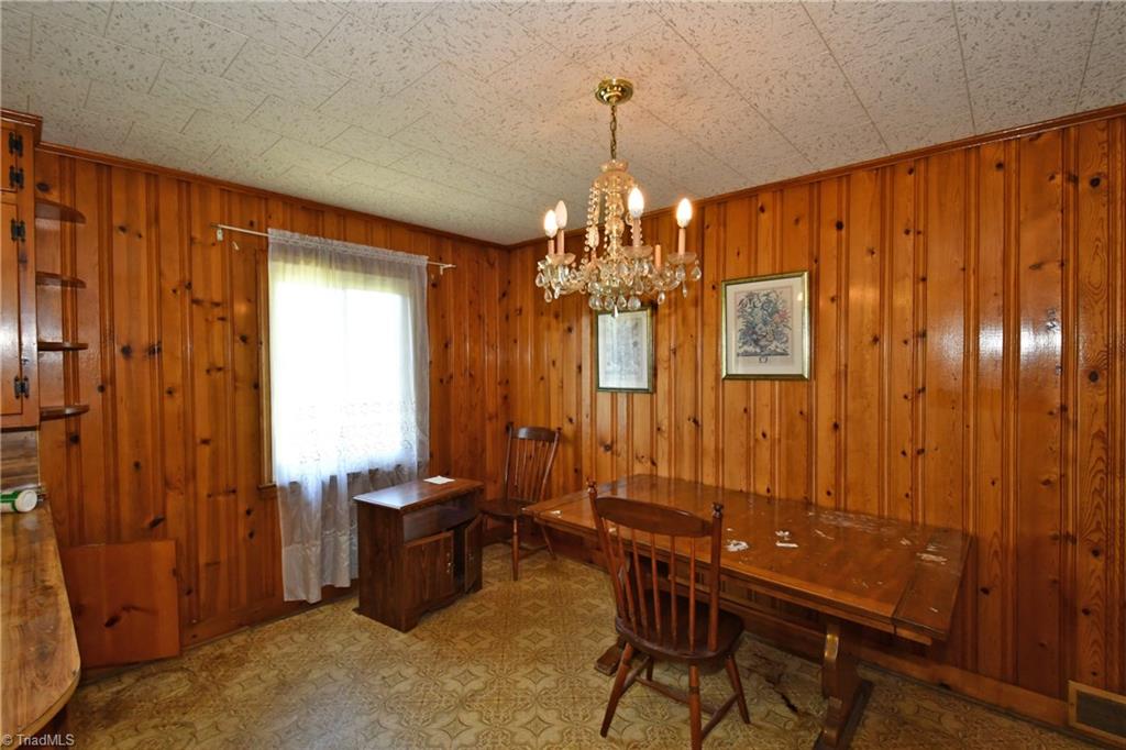 4757 Kester Mill Road Winston-Salem, NC 27103 - Photo 3 of 12 Gallery Image 3