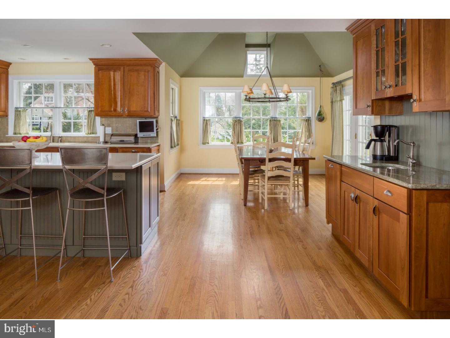 525 Oriole Road Villanova, PA 19085 - Photo 8 of 25