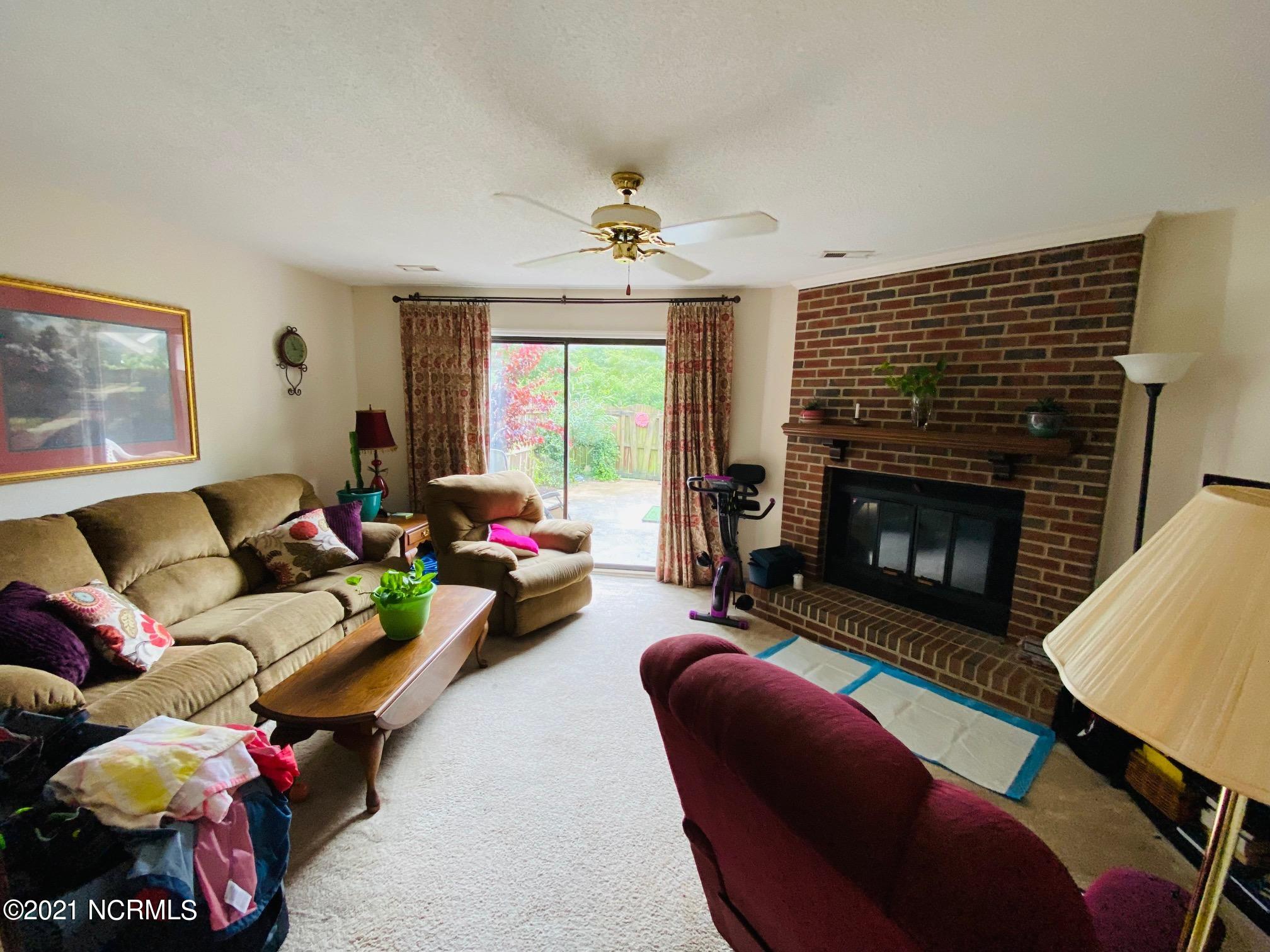2007 Quail Ridge Road, Unit Q Greenville, NC 27858 - Photo 7 of 17 IMG_1895
