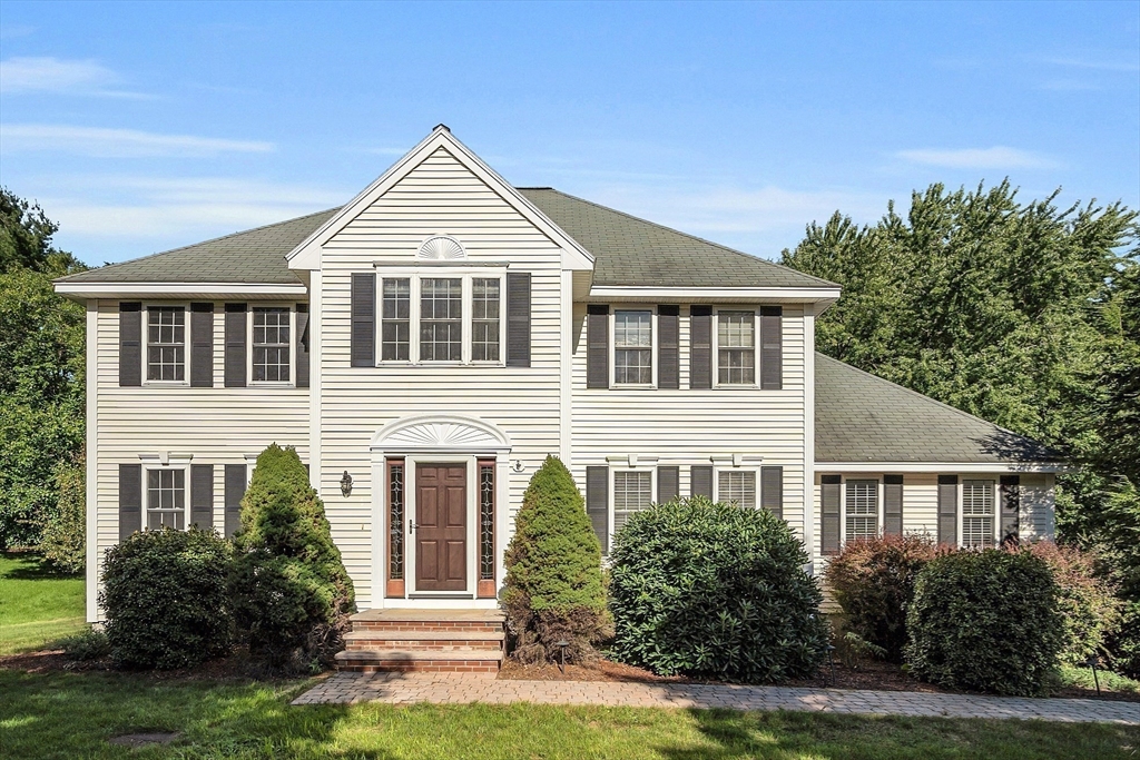 139 Greenwood Road Andover, MA 01810 - Photo 2 of 41 Gallery Image 2