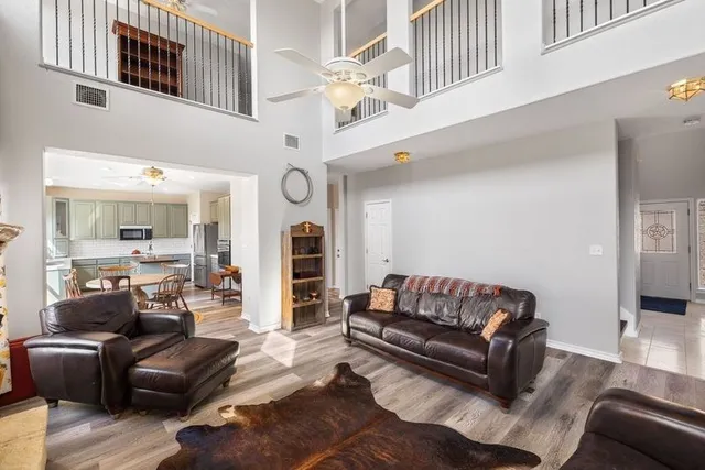 $999,500 | 502 Lost Valley, Kerrville, TX 78028