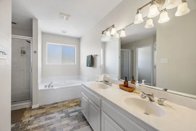 $999,500 | 502 Lost Valley, Kerrville, TX 78028