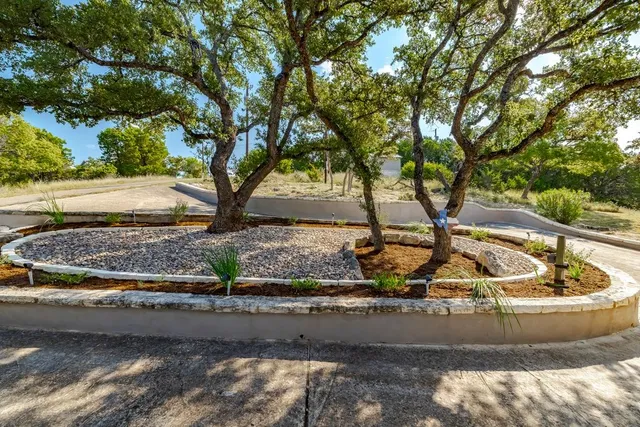 $999,500 | 502 Lost Valley, Kerrville, TX 78028