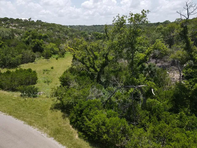 $999,500 | 502 Lost Valley, Kerrville, TX 78028