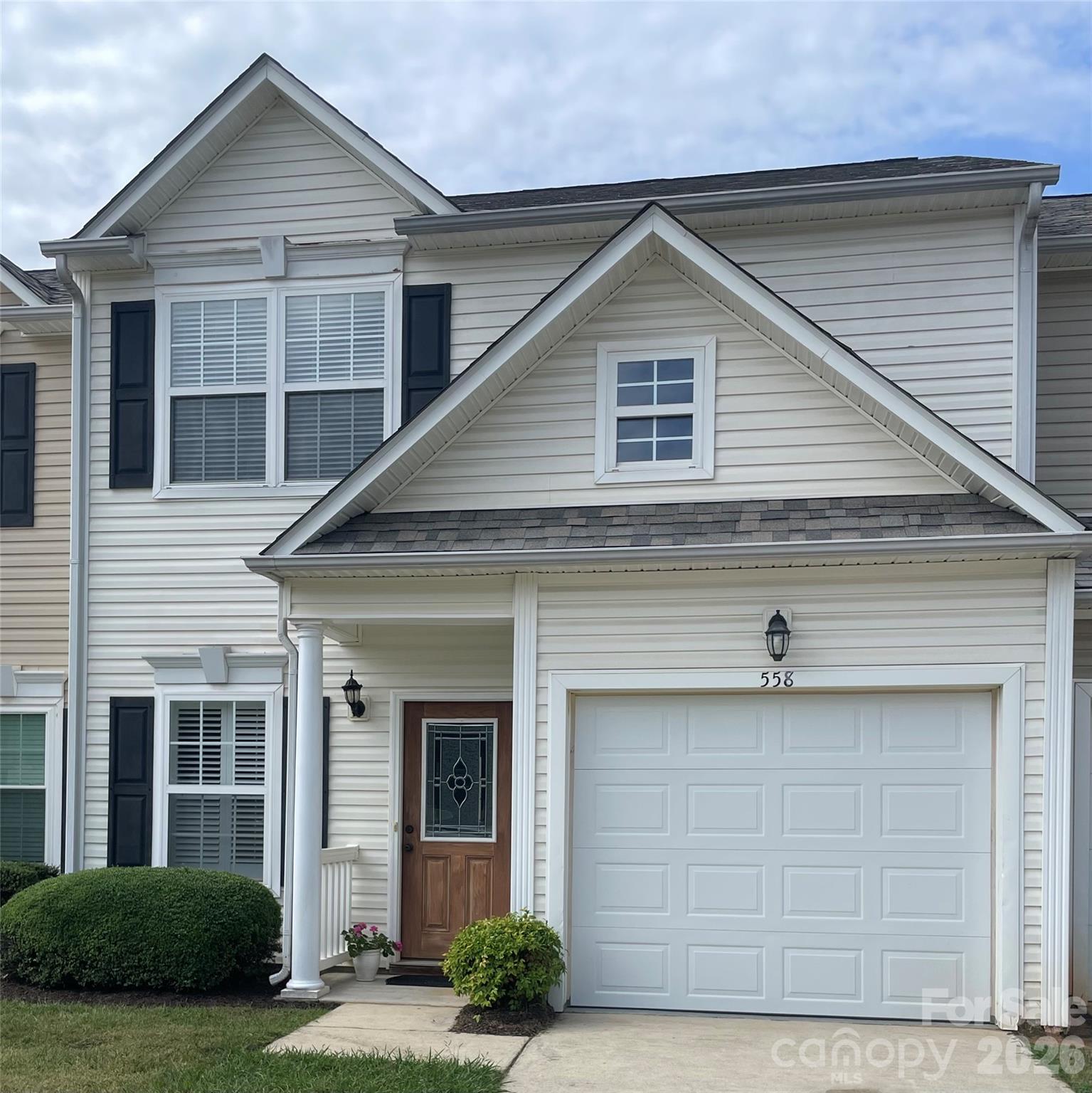 558 Calen Lane Rock Hill, SC 29732 - Photo 2 of 26