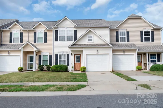$268,600 | 558 Calen Lane, Rock Hill, SC 29732