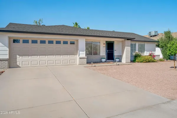 $485,000 | 1130 West Donner Drive, Tempe, AZ 85283