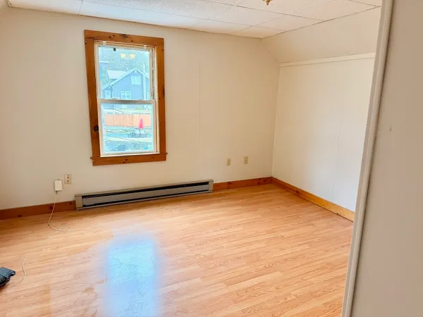 $1,380 | 30 Rockland Street, Unit 3, Fitchburg, MA 01420