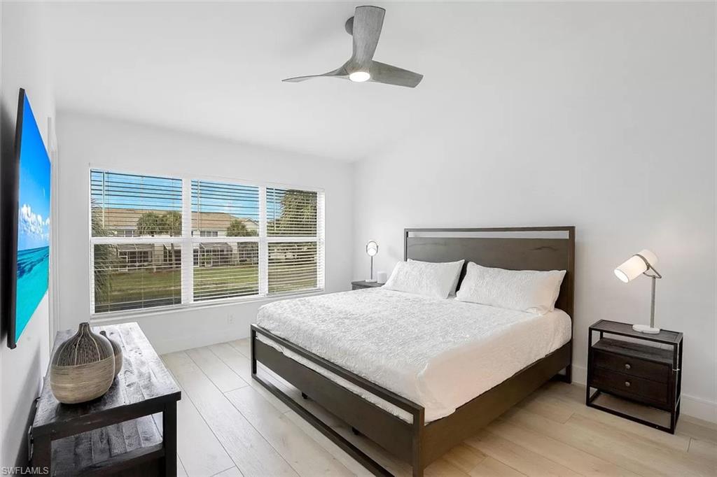 775 Hampton Circle, Unit 133 Naples, FL 34105 - Photo 11 of 19