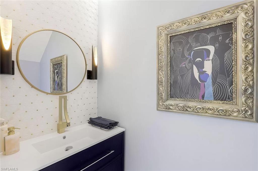 775 Hampton Circle, Unit 133 Naples, FL 34105 - Photo 10 of 19