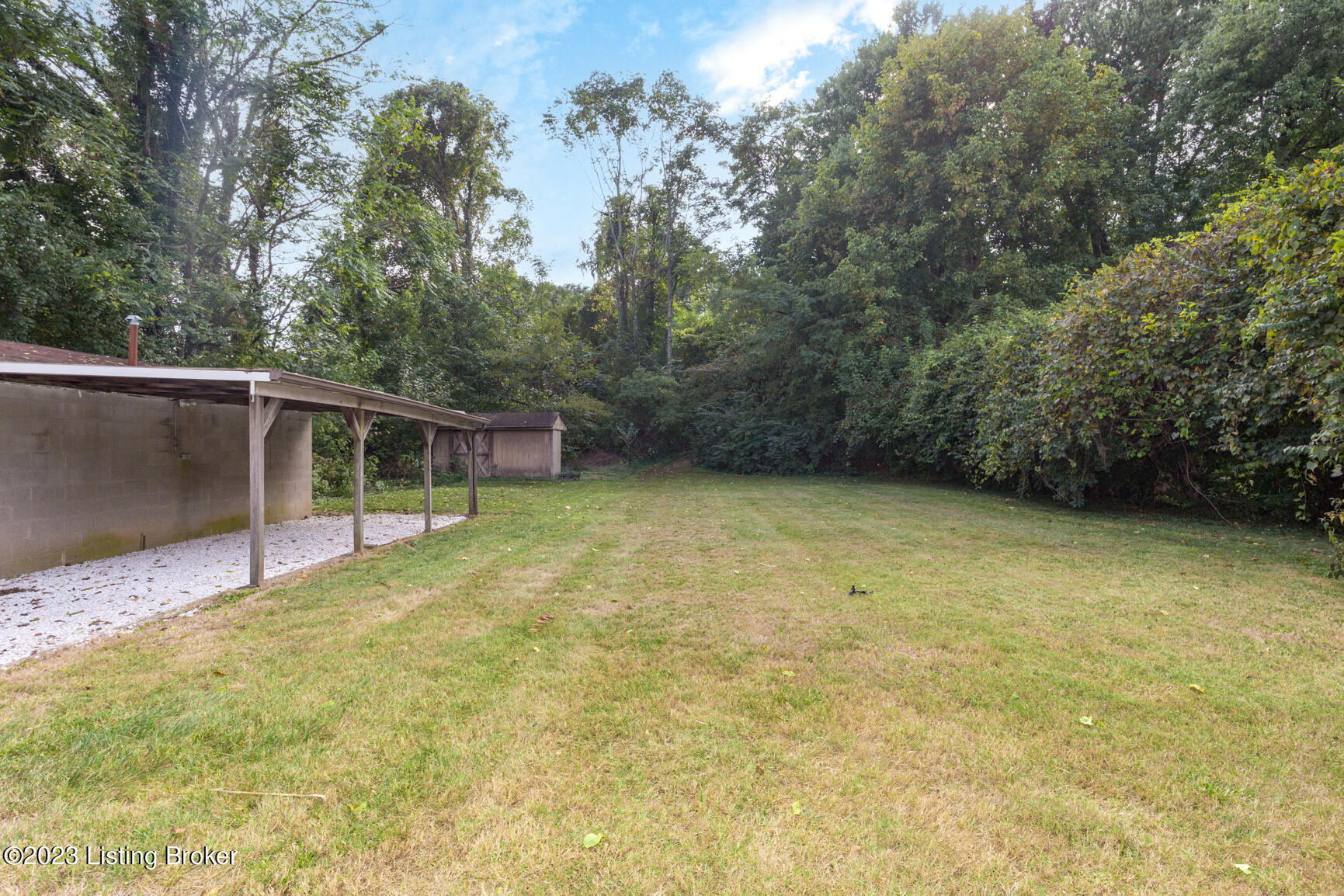 4704 Valley Station Road Louisville, KY 40272 - Photo 53 of 55 4704 Valley Station Rd-53
