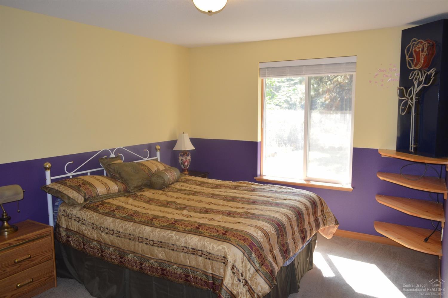 60212 Turquoise Road Bend, OR 97702 - Photo 17 of 25 Additional Photo