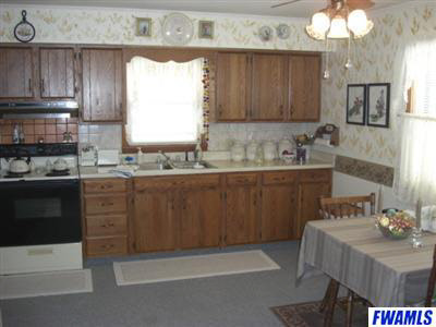 1322 Lima Road Kendallville, IN 46755 - Photo 3 of 9 Gallery Image 3