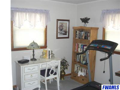 1322 Lima Road Kendallville, IN 46755 - Photo 8 of 9 Gallery Image 8