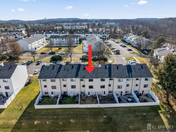 $2,995 | 424 Middlewood Road, Middletown, NJ 07748