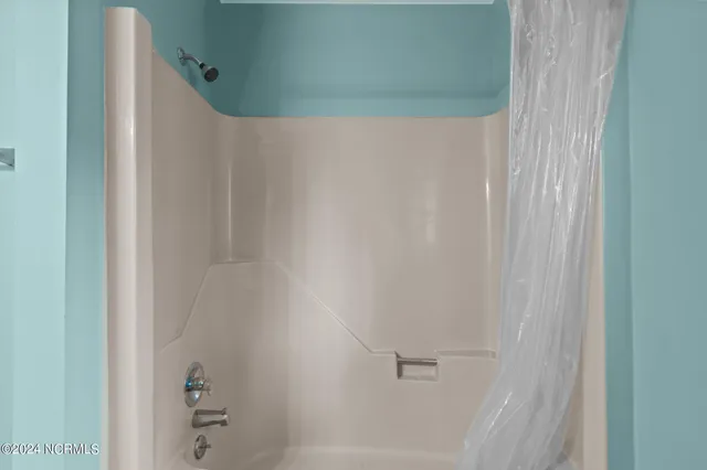 $2,100 | 221 Firetree Lane, West End, NC 27376