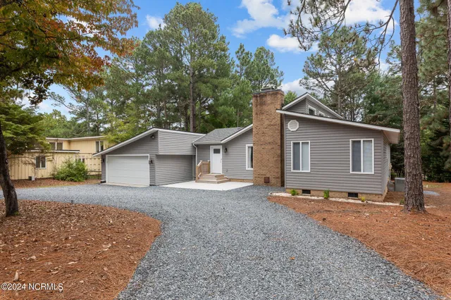 $2,100 | 221 Firetree Lane, West End, NC 27376