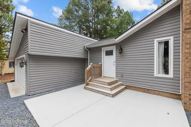 $2,100 | 221 Firetree Lane, West End, NC 27376